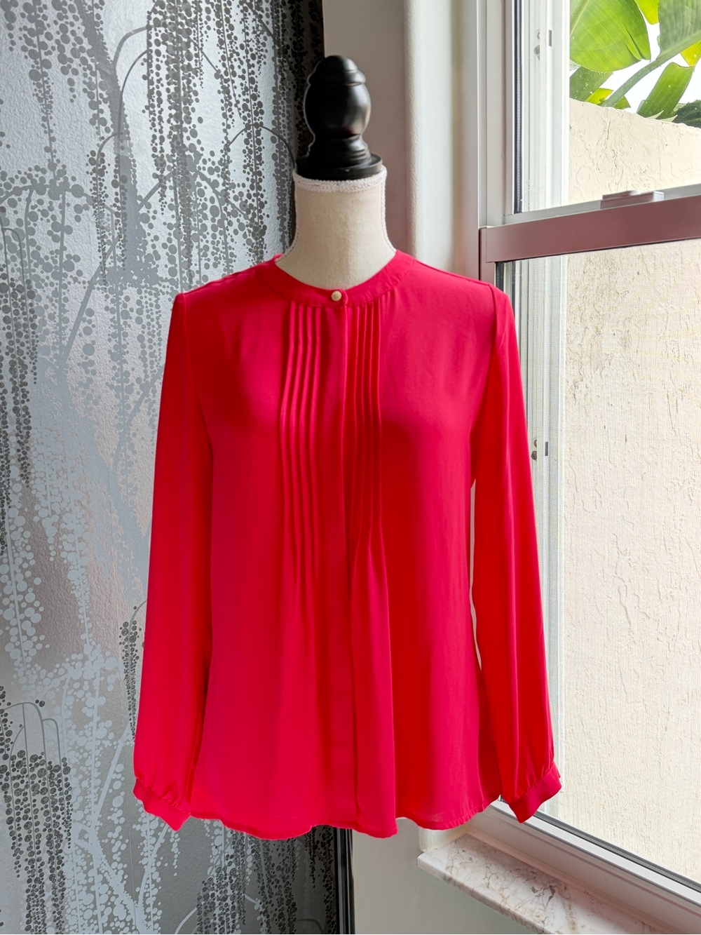 Banana Republic Radiant Rassberry  Pleated Front Long-Sleeve Blouse